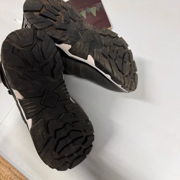 Muck Black Apex Zip Outdoor Waterproof Boots - Picture 5 of 6